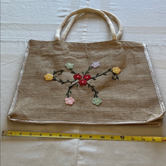 New Floral Embroidered Tan Tote Bag - Picture 5 of 7